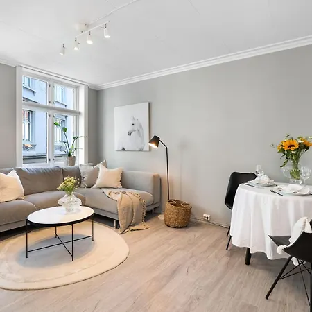 Charming Apartment, Walk To Everything In Bergen Апартаменты