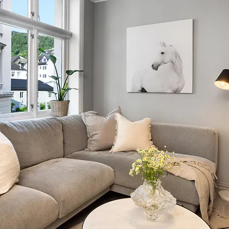 Charming Apartment, Walk To Everything In Bergen شقة Lii